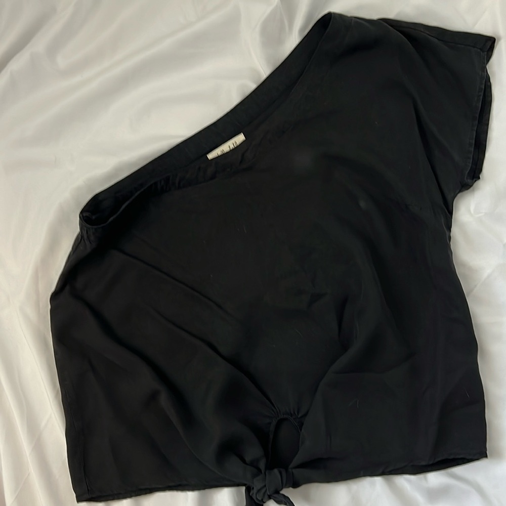 Bella Dahl one shoulder tie top